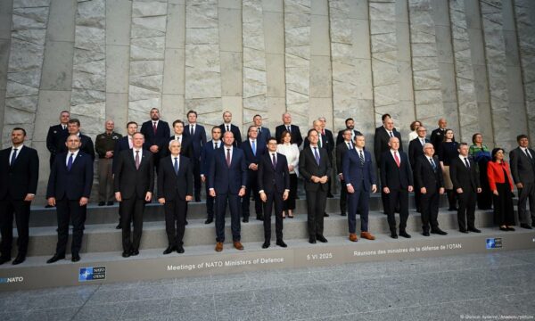 Ministrat e NATO’s janë dakorduar për një program gjigant armatimi, por gjithçka është sekrete