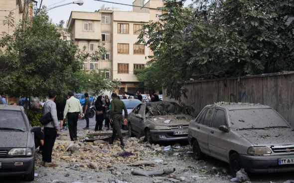 Paniku pushton qytetarët iranianë – Netanyahu premton sulme të reja
