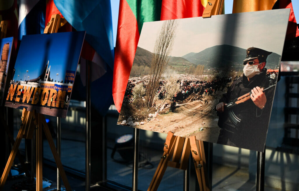 Në prag të Ditës së Çlirimit, Kosova nderon 26-vjetorin e ndërhyrjes së NATO-s