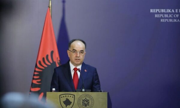 Begaj uron Ditën e Çlirimit: Shqipëria do të jetë gjithnjë në krah të Kosovës