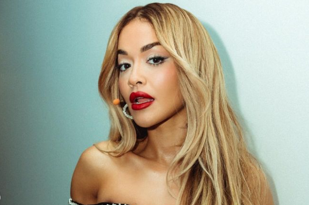 “Heat” nga Rita Ora, kënga që do pushtojë verën 2025