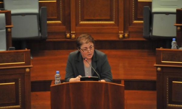 “Argatë të Serbisë, hajna, hipokritë”- Tërmkolli me akuza të forta për deputetët pas dështimit të seancës!