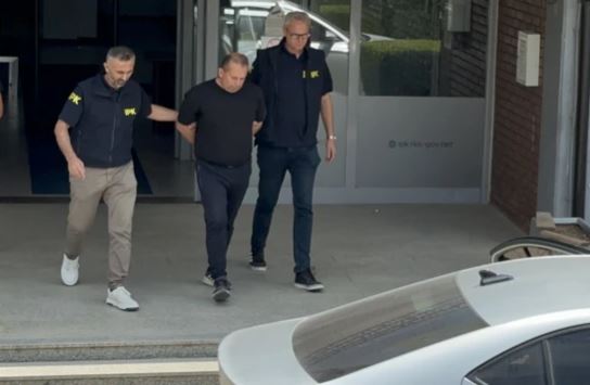Jevtiq dyshohet se u rekrutua nga shërbimi sekret serb dhe i çoi te BIA dokumentet konfidenciale të Policisë