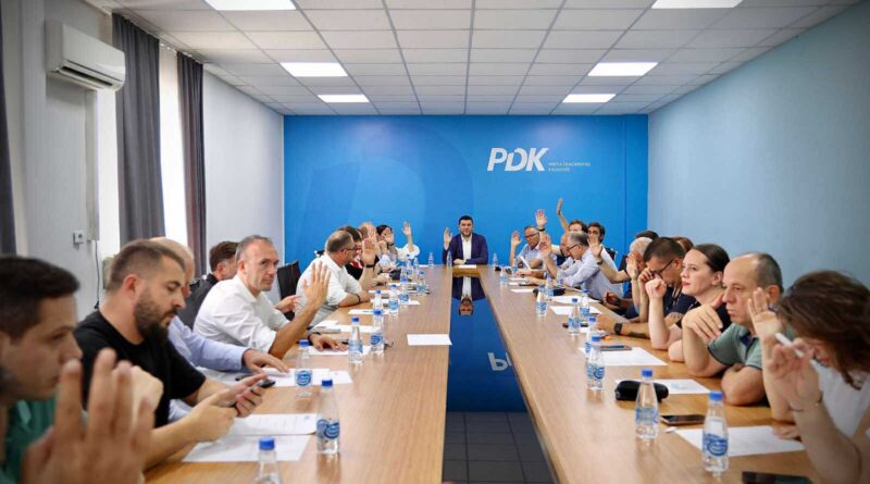 PDK zyrtarizon kandidaturat për zgjedhje lokale: Në Drenas s’është më Lladrovci