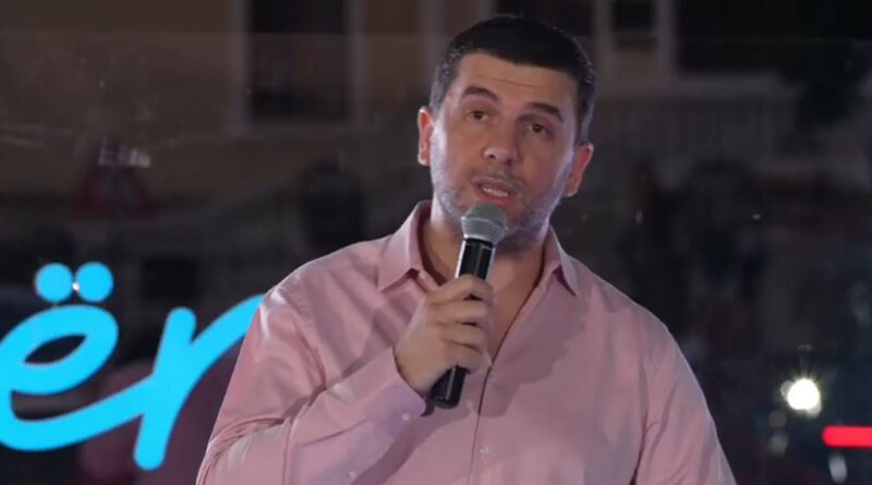Krasniqi: Nëse Urani merret me diçka e çon në fund, si askush tjetër, këtë e dëshmon karriera e tij politike