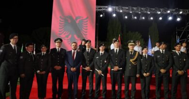 Pesë kadetë nga Kosova diplomojnë në Akademinë e Forcave të Armatosura të Shqipërisë