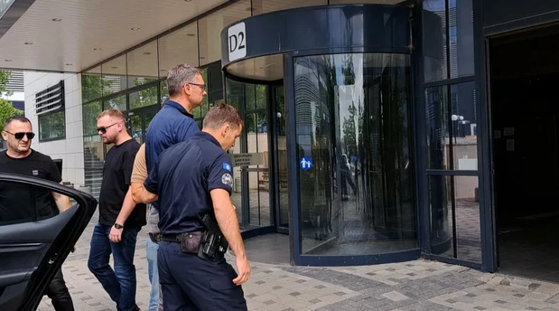 Beogradi synon identifikimin e policëve të Kosovës që arrestuan zyrtarin serb për ofendim të UÇK-së