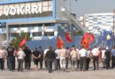 Mbërrijnë autobusë me protestues nga Gjilani, Peja, Prizreni, Istogu e Suhareka