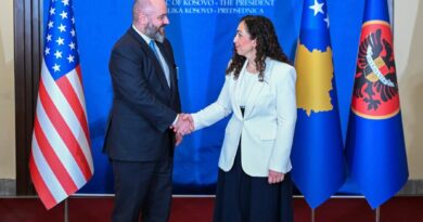 Osmani në takim me Baker: Mbështetja e Amerikës për anëtarësimin e Kosovës në NATO është jetike