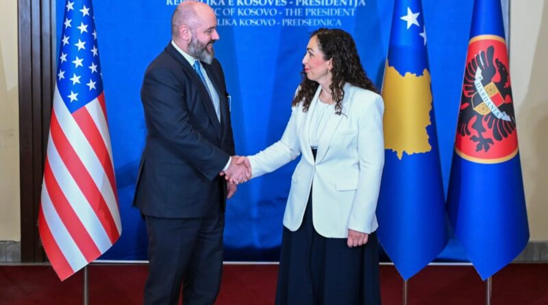 Osmani në takim me Baker: Mbështetja e Amerikës për anëtarësimin e Kosovës në NATO është jetike