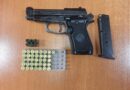 30-vjeçarit në Prishtinë i sekuestrohet arma në mes të natës, shoqërohet në polici