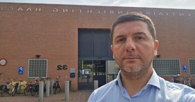 Memli Krasniqi viziton Hashim Thaçin e Kadri Veselin në Hagë: E ndjeva të gjallë bindjen se drejtësia për çlirimtarët tanë po afrohet