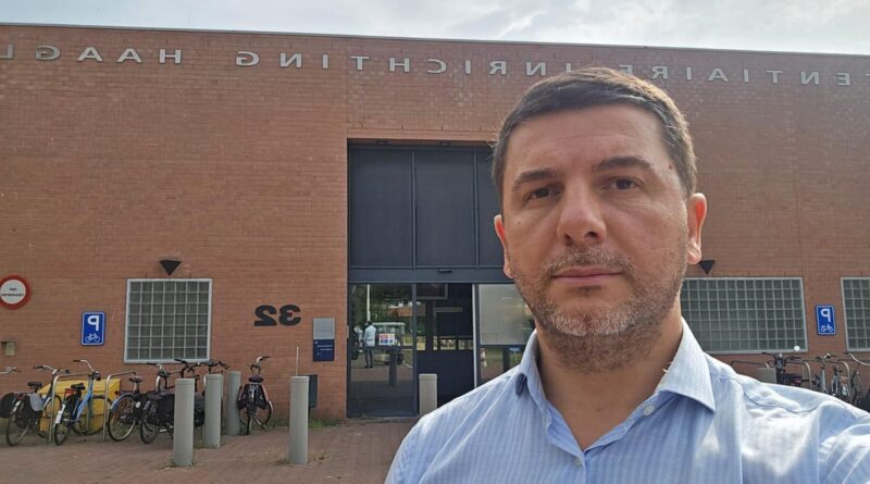 Memli Krasniqi viziton Hashim Thaçin e Kadri Veselin në Hagë: E ndjeva të gjallë bindjen se drejtësia për çlirimtarët tanë po afrohet