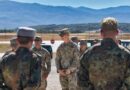 Ushtarët gjermanë të KFOR’it organizojnë ekspozitë armësh në Bondsteel për kolegët amerikanë