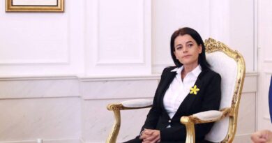 Krasniqi-Goodman mbështet protestën e 7 gushtit: Jam aty për historinë, për dinjitetin, për Kosovën