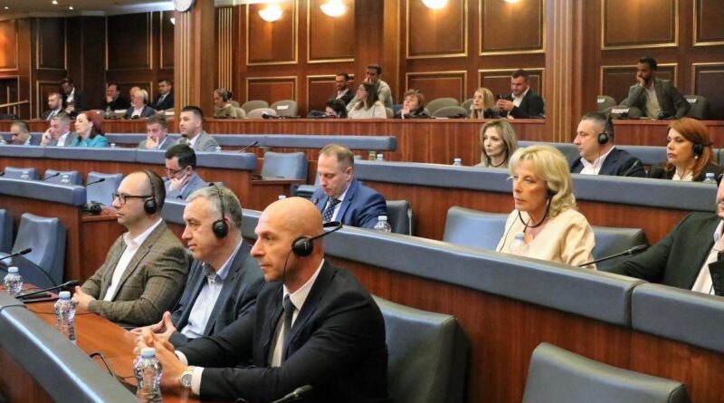 Lista Serbe ankohet në Kushtetuese për nënkryetarin