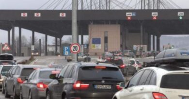 Deri në 2 orë e gjysmë pritjet për të dalë nga Kosova në Merdarë