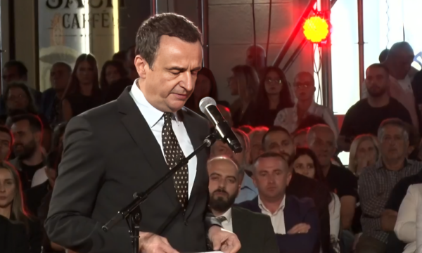 VV-ja fillon fushatën, Kurti: Ka ardhur koha që qeverisja e mirë të shtrihet edhe në komuna