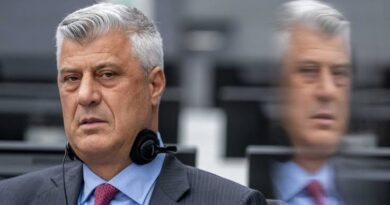 “Thaçi person politik pa përvojë ushtarake” “UÇK pa strukturë’, përshtypjet e Clarkut sipas mbrojtjes