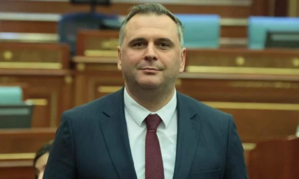 Bajqinovci: LVV-ja nuk do t’i propozojë presidentes askënd tjetër për kryeministër përveç Kurtit