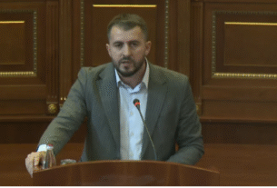 Mërgim Lushtaku kërkon që deputetëve t’u bëhet testi se a përdorin substanca narkotike – kjo është arsyeja