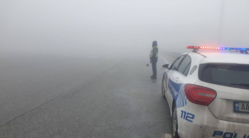 Mjegull në “Rrugën e Kombit”, Policia shqiptare apelon për kujdes