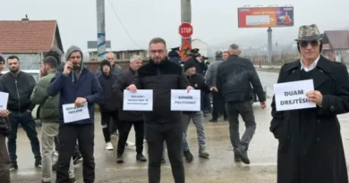 “Lufta” për të drejtën e rrugës, protestojnë banorët e fshatit Prugoc dhe Barilevë