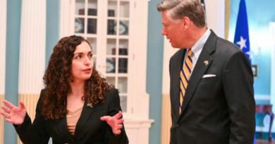 Osmani takon zëvendëssekretarin amerikan të Shtetit, Christopher Landau