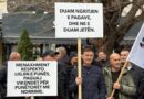 “Duam ngritjen e pagave, dhe ne duam jetën”, protestojnë punëtorët e KEK-ut