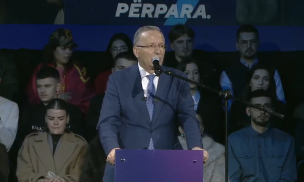 PDK hap fushatën në Prizren, Bedri Hamza: Dje vizitova Thaçin dhe Veselin, më kërkuan t’i presim të bashkuar