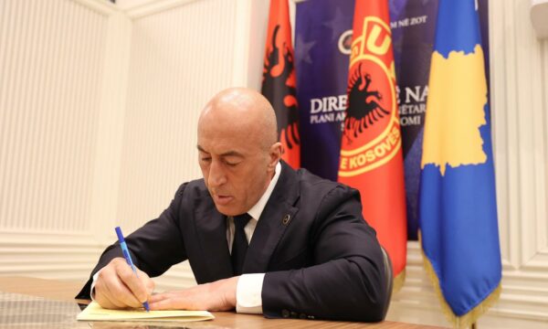 Haradinaj ‘‘apelon’’ për bashkimin e të gjithëve: Ta çojmë këtë vend drejt normalitetit, zhvillimit, NATO-s e BE-së