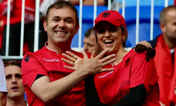 Kurti uron Selimin: Dy krahët e shqiponjës që e bëjnë dhjetëshen – Gëzuar ditëlindjen, Rexhë