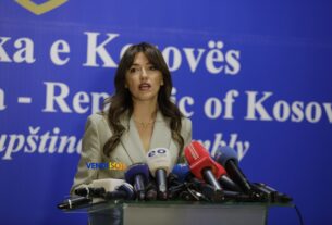 Haxhiu thotë se propozimi që të bëhet President “nuk i bën nder Hashim Thaçit, por vetëm dëm”