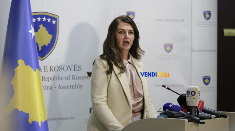 Nagavci nuk jep përgjigje të qartë, por i reagon presidentes – jep garancë për nënshkrimet e VV-së