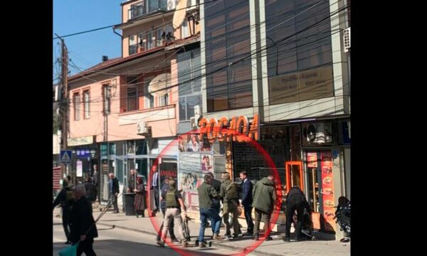 Kryeprokurori i Prizrenit del në aksion bashkë më Njësinë Speciale, arrestohen disa persona për fajde