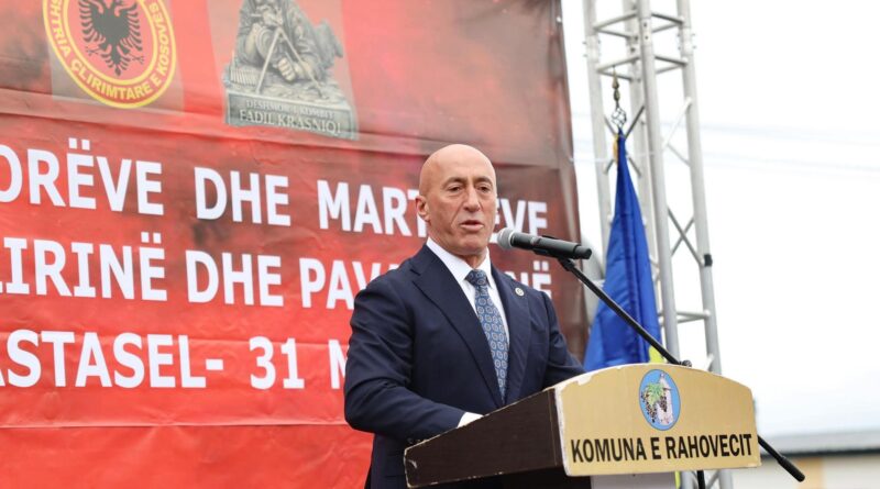 Haradinaj në Pastasel të Rahovecit: Jetojmë çdo ditë me lavdinë e të rënëve dhe me sakrificën që forcoi rrugën tonë drejt lirisë