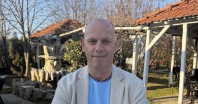 Lladrovci: Është koha që PDK ta ndalë përçmimin!