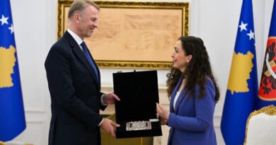 Përfundimi i mandatit, Osmani falënderon Oravin për angazhimin e tij në Kosovë