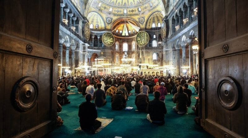 Namazi i Fitër Bajramit falet në ora 06:18