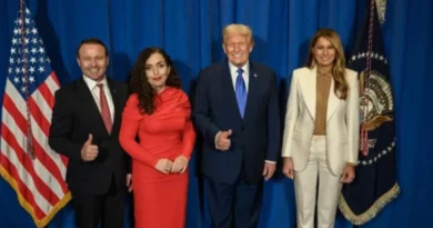 Melania Trump e fton Zotërinë e Parë, Prindon Sadriun në Shtëpinë e Bardhë për takimin inaugurues të “Fostering the Future Together”