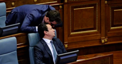 “Kuvendi shpërndahet me 4 mars nëse s’zgjidhet presidenti”, kabineti i Osmanit nxjerrin një video të Muratit të VV-së