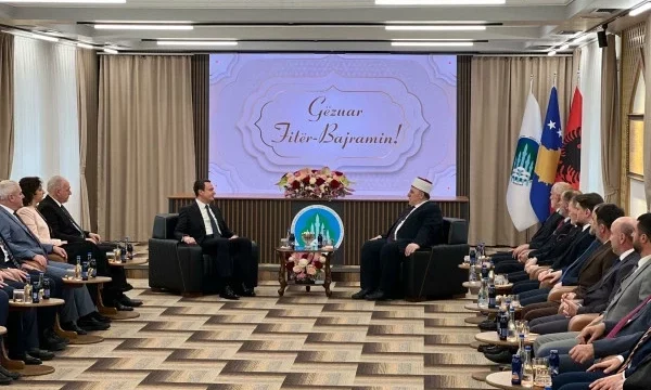 Kurti në BIK: Provokimet rreth kufirit po shtohen – flet edhe për ngritjen e çmimit të naftës