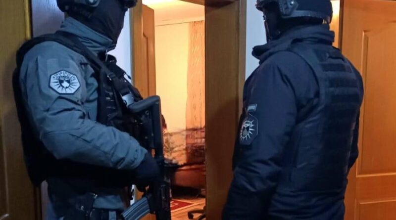 Çfarë armatimi u gjet në një shtëpi të pabanuar në Zubin Potok