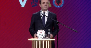 Kurti shpalos programin, përmend edhe planifikime graduale për pagën e 14