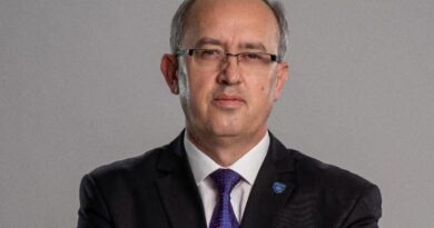 Hoti: Refuzimi i gazit amerikan, agjendë antiamerikane që minon qëndrueshmërinë e Kosovës – dihet kujt i intereson kjo