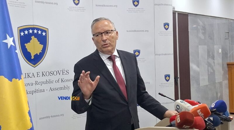 Hamza konfirmon se i ka kthyer përgjigje Kurtit: Jam i gatshëm që të takohemi nesër në orën 09:00 në Kuvend