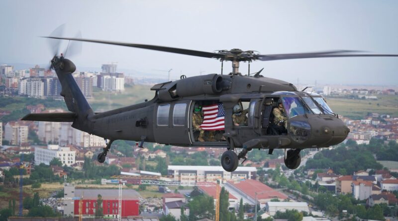 Ambasada amerikane ndan pamje nga shënimi i 250-vjetorit të pavarësisë së SHBA-së: Faleminderit, Kosovë, që festove me ne