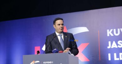 Nuk lëkundet Abdixhiku, Kuvendi i LDK-së ia rinovon besimin