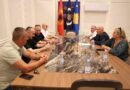Gjini takon krerët e OVL-UÇK: Kujdesi për historinë tonë, investim për të ardhmen e shtetit dhe të fëmijëve tanë