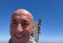 Ramush Haradinaj publikon pamje nga Maja e Olimpit